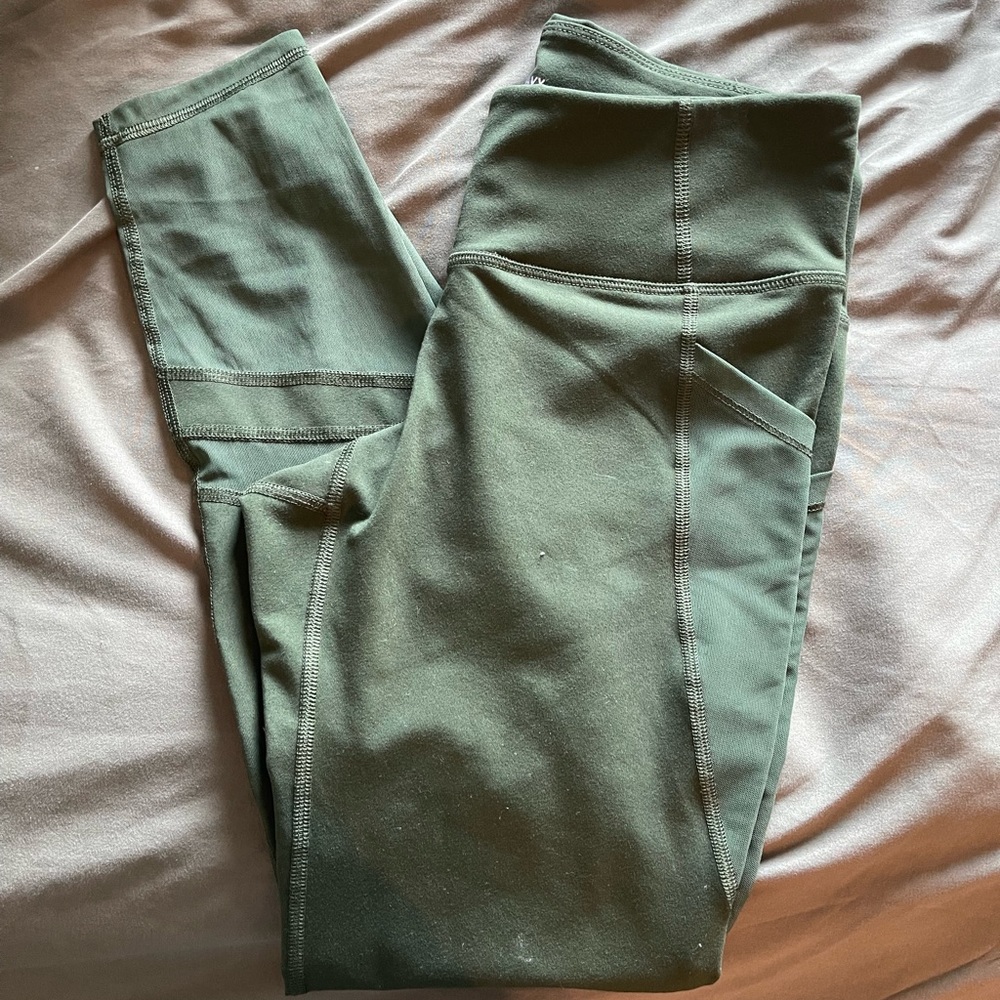 Old Navy tights/leggings